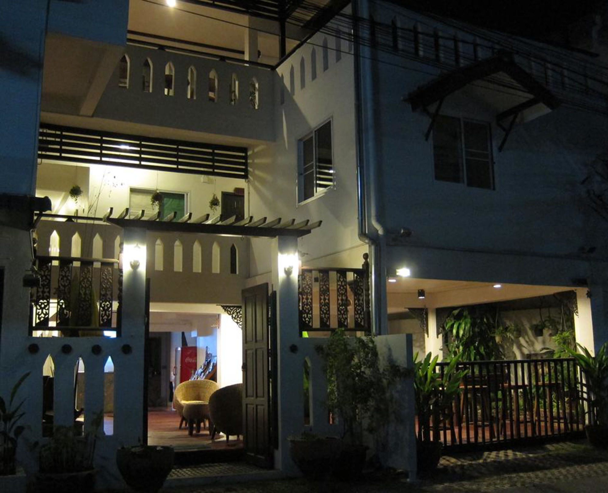 V Lodge Chiang Mai Bagian luar foto