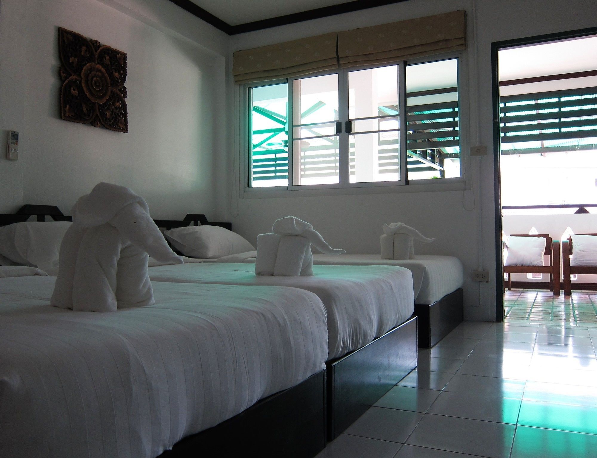 V Lodge Chiang Mai Bagian luar foto