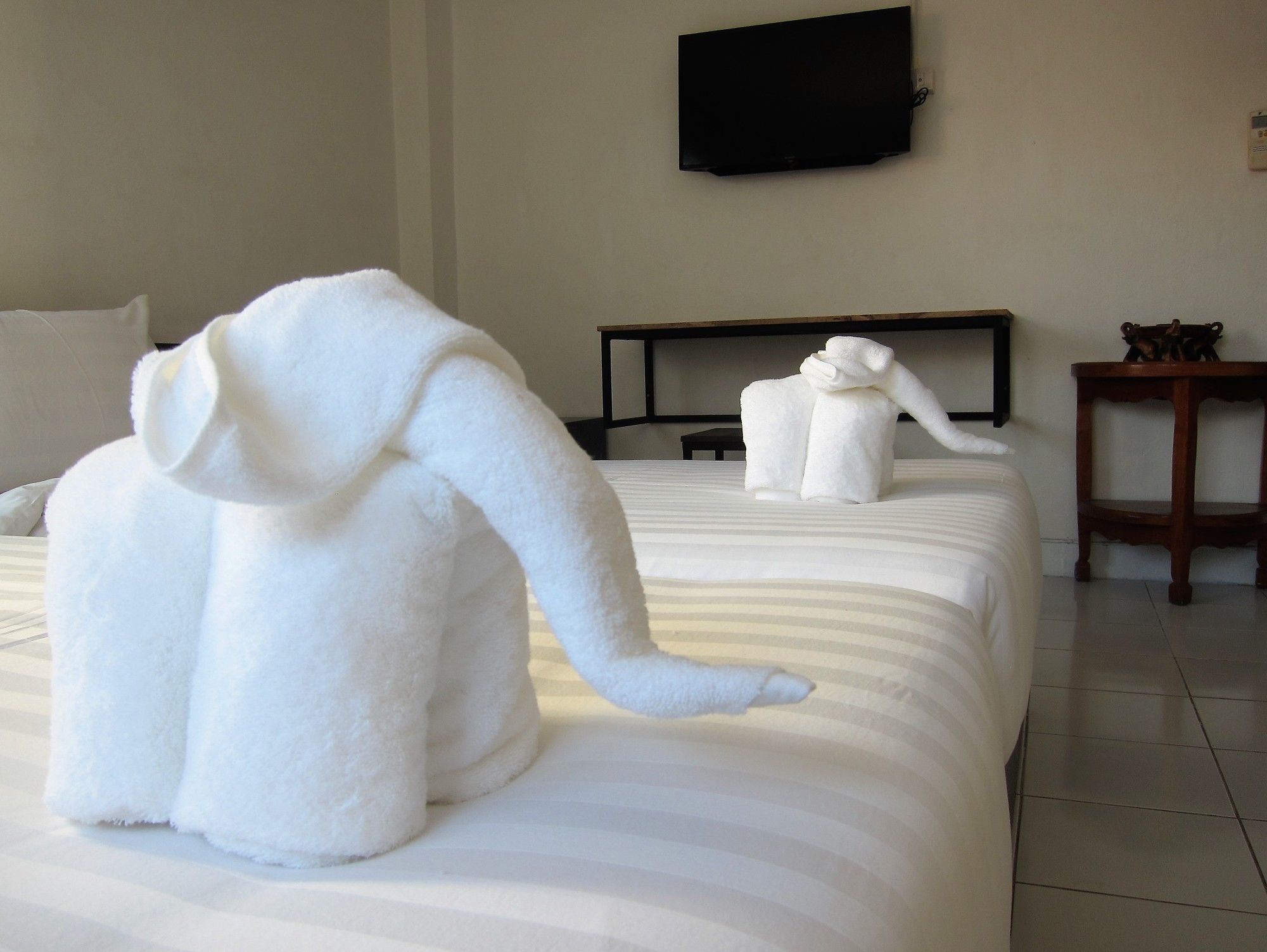 V Lodge Chiang Mai Bagian luar foto