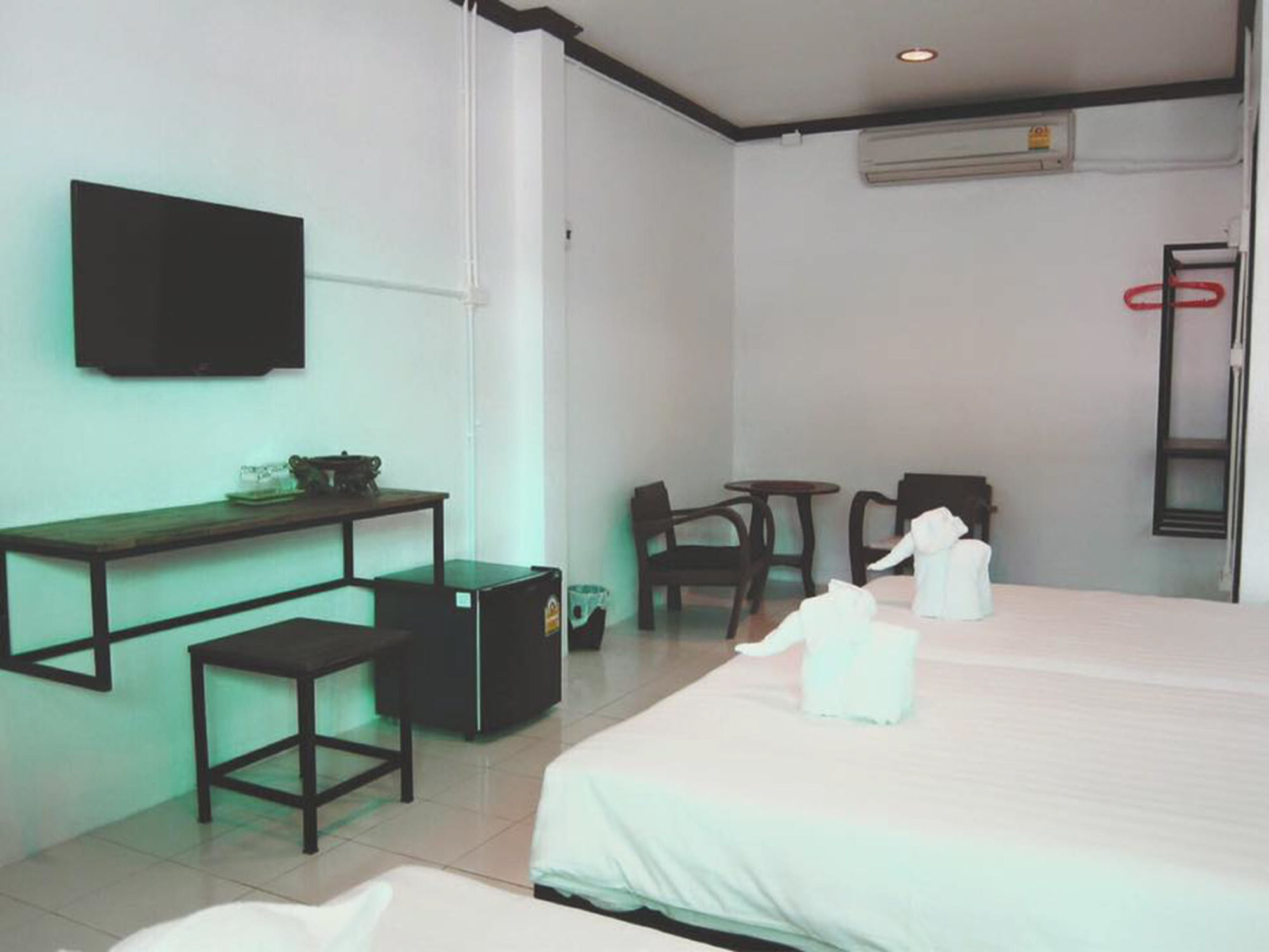 V Lodge Chiang Mai Bagian luar foto